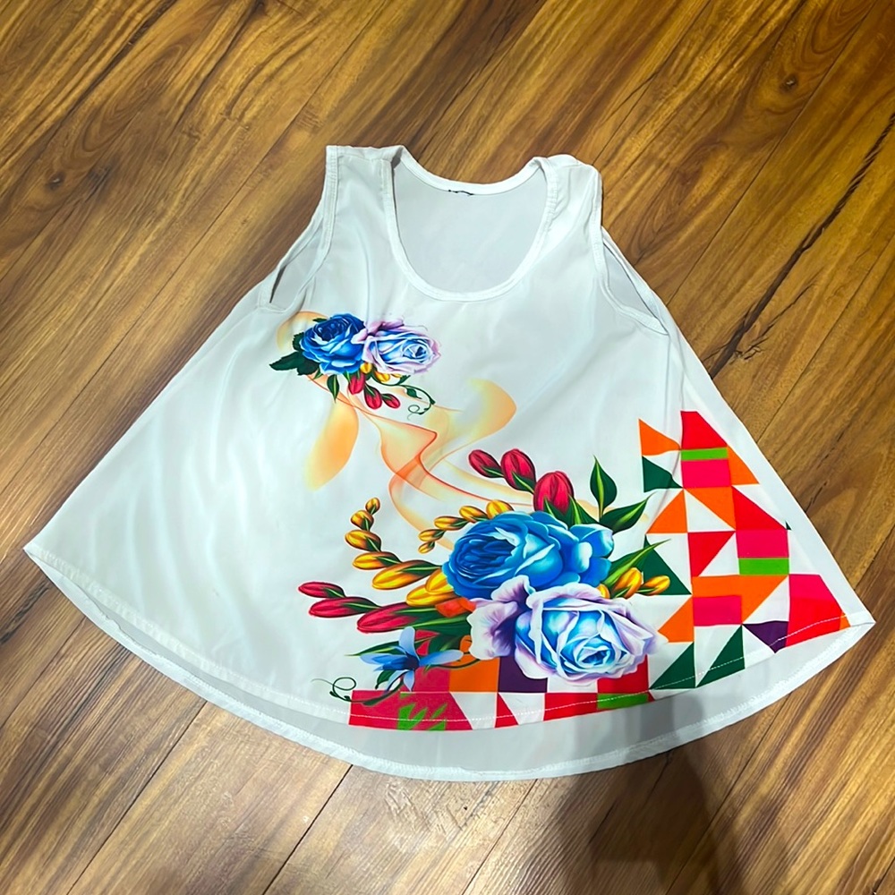 Cute shirt with flowers that are purple and blue